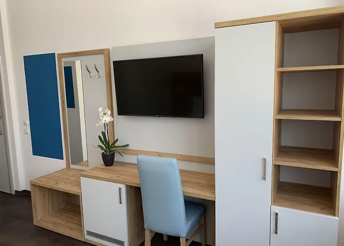 Besttime Отель Моншау